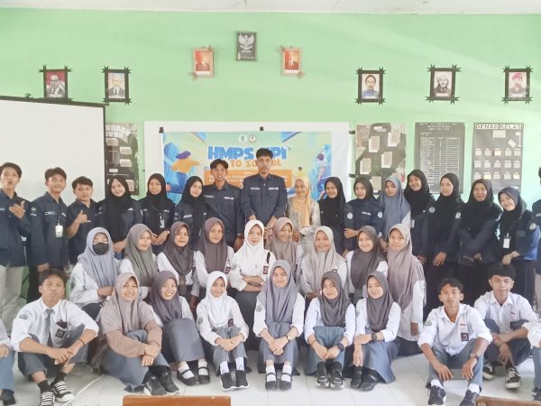 Himpunan Mahasiswa Prodi KPI STAIN Majene Gelar Workshop di MA PPPA GUPPI Rangas